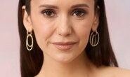 Nina Dobrev